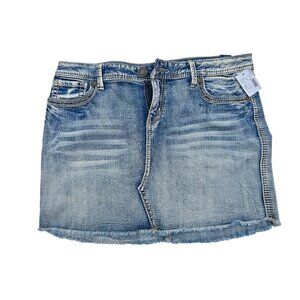 Maurices Distressed Denim Mini Skirt 9/10 Reg Frayed Hem 98% Cotton 2% Spandex B